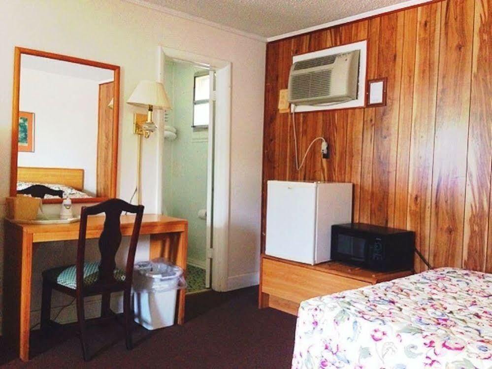 Liberty Inn Скотсборо Экстерьер фото